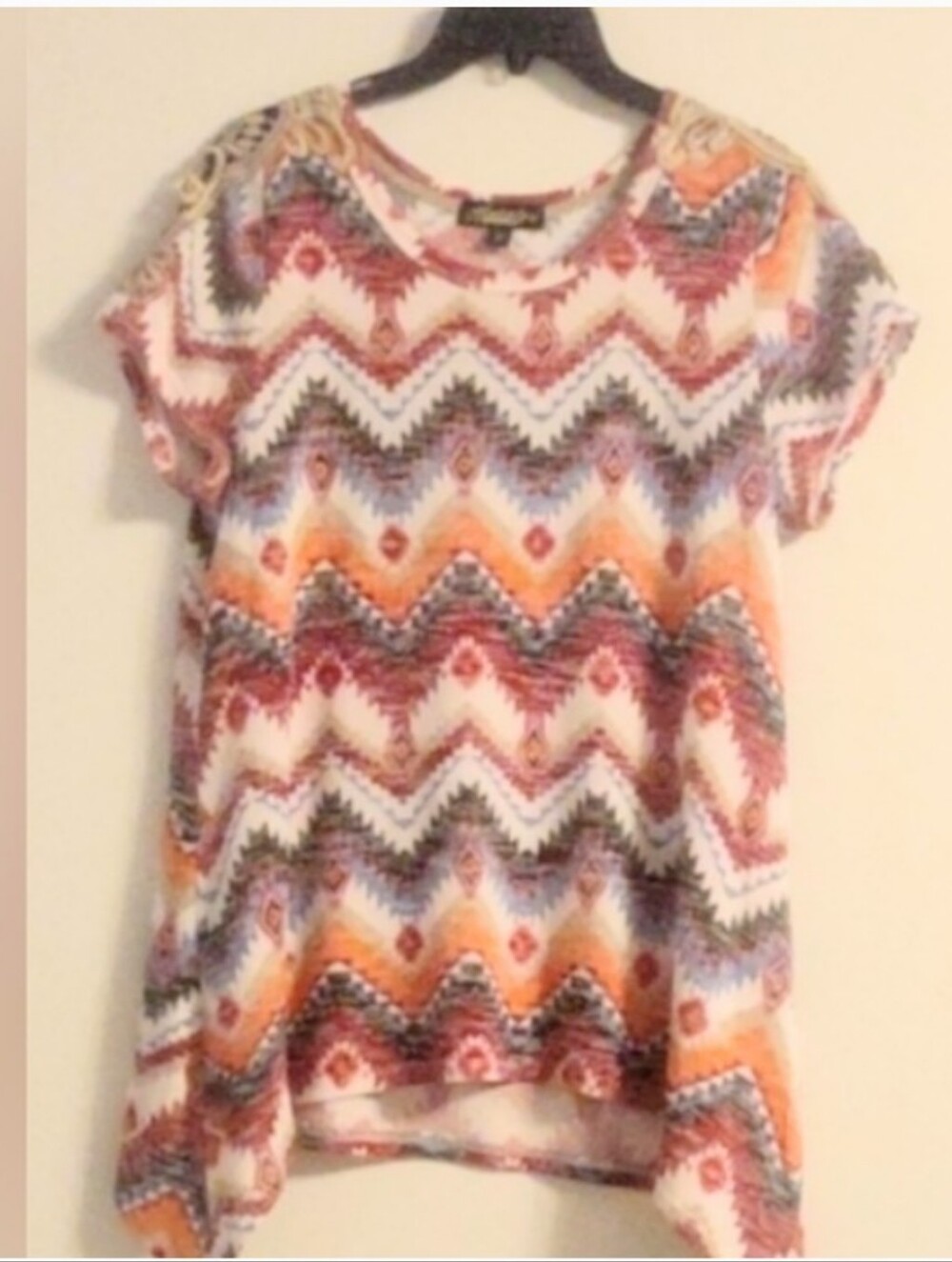Absolutely Famous Colorful Chevron Pattern Top Size Large